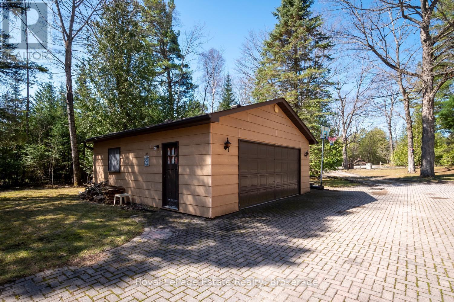 1207 Sauble Falls Road, South Bruce Peninsula, Ontario  N0H 2G0 - Photo 29 - X13703470
