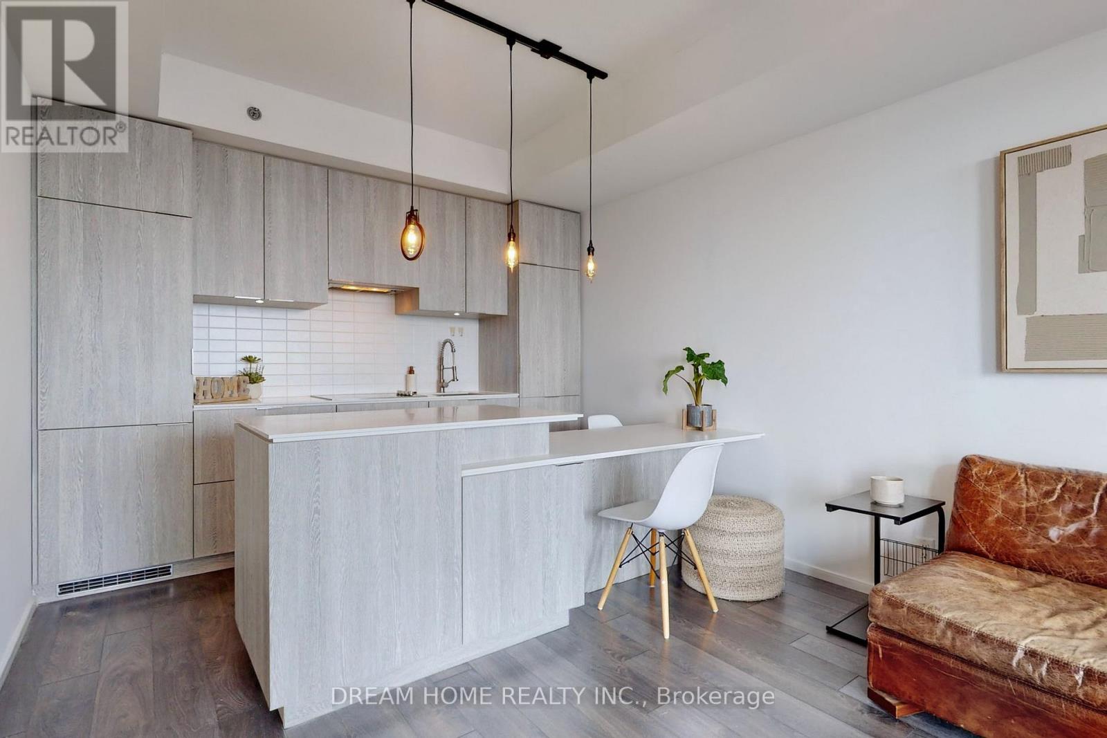 3801 - 5 St Joseph Street, Toronto, Ontario  M4Y 0B6 - Photo 6 - C13703468
