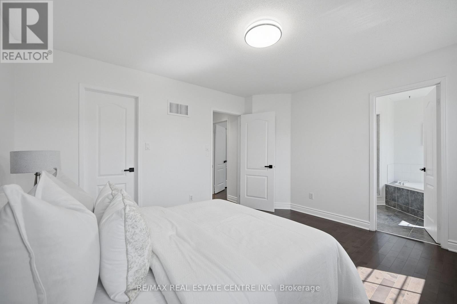 215 Willowbrook Drive, Whitby, Ontario  L1R 2Y7 - Photo 27 - E13703412