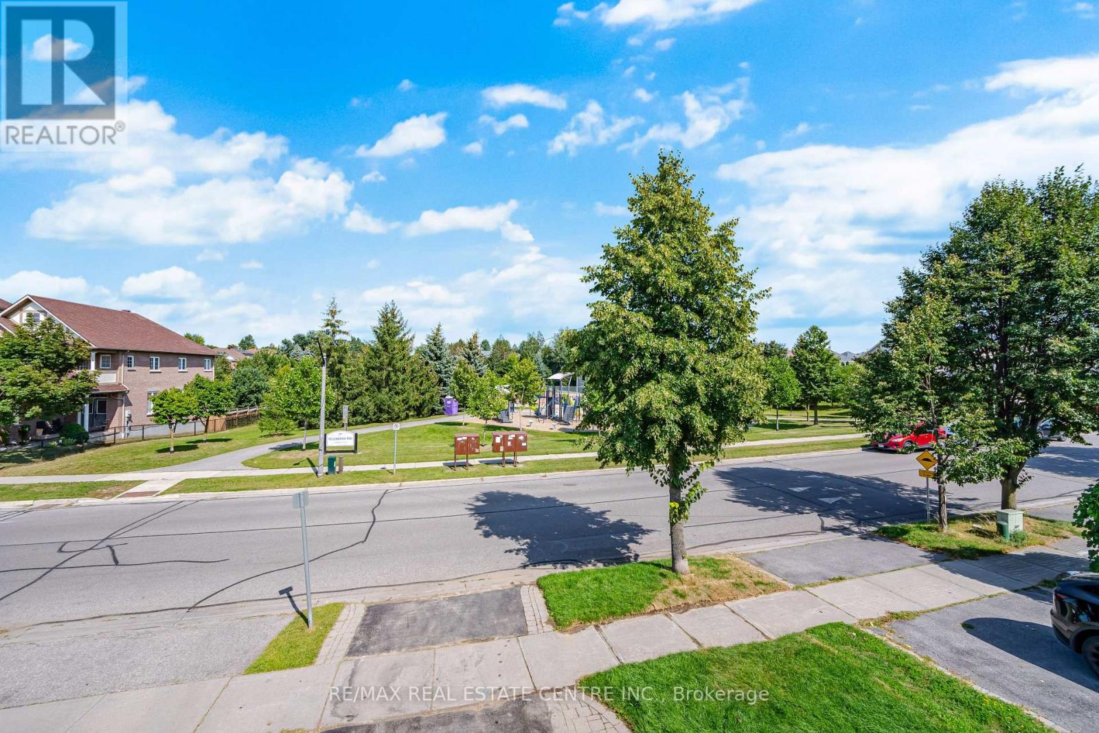 215 Willowbrook Drive, Whitby, Ontario  L1R 2Y7 - Photo 35 - E13703412