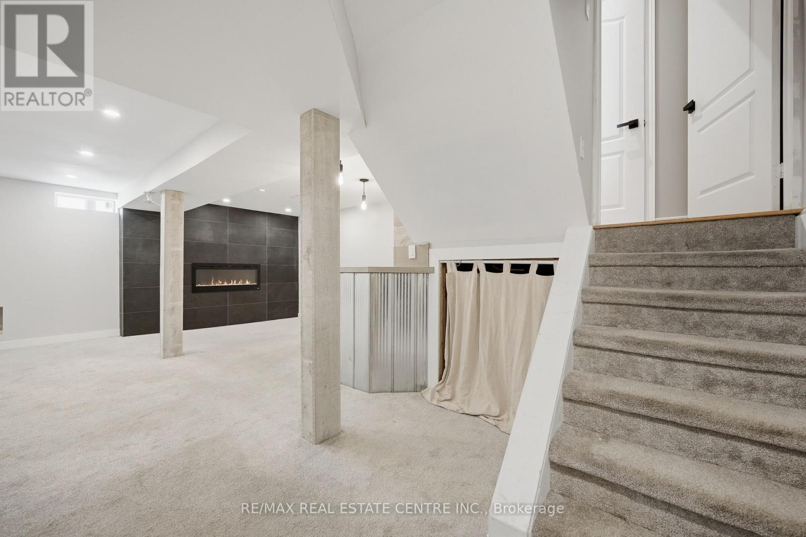 215 Willowbrook Drive, Whitby, Ontario  L1R 2Y7 - Photo 41 - E13703412