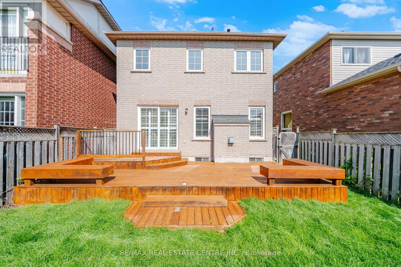 215 Willowbrook Drive, Whitby, Ontario  L1R 2Y7 - Photo 48 - E13703412