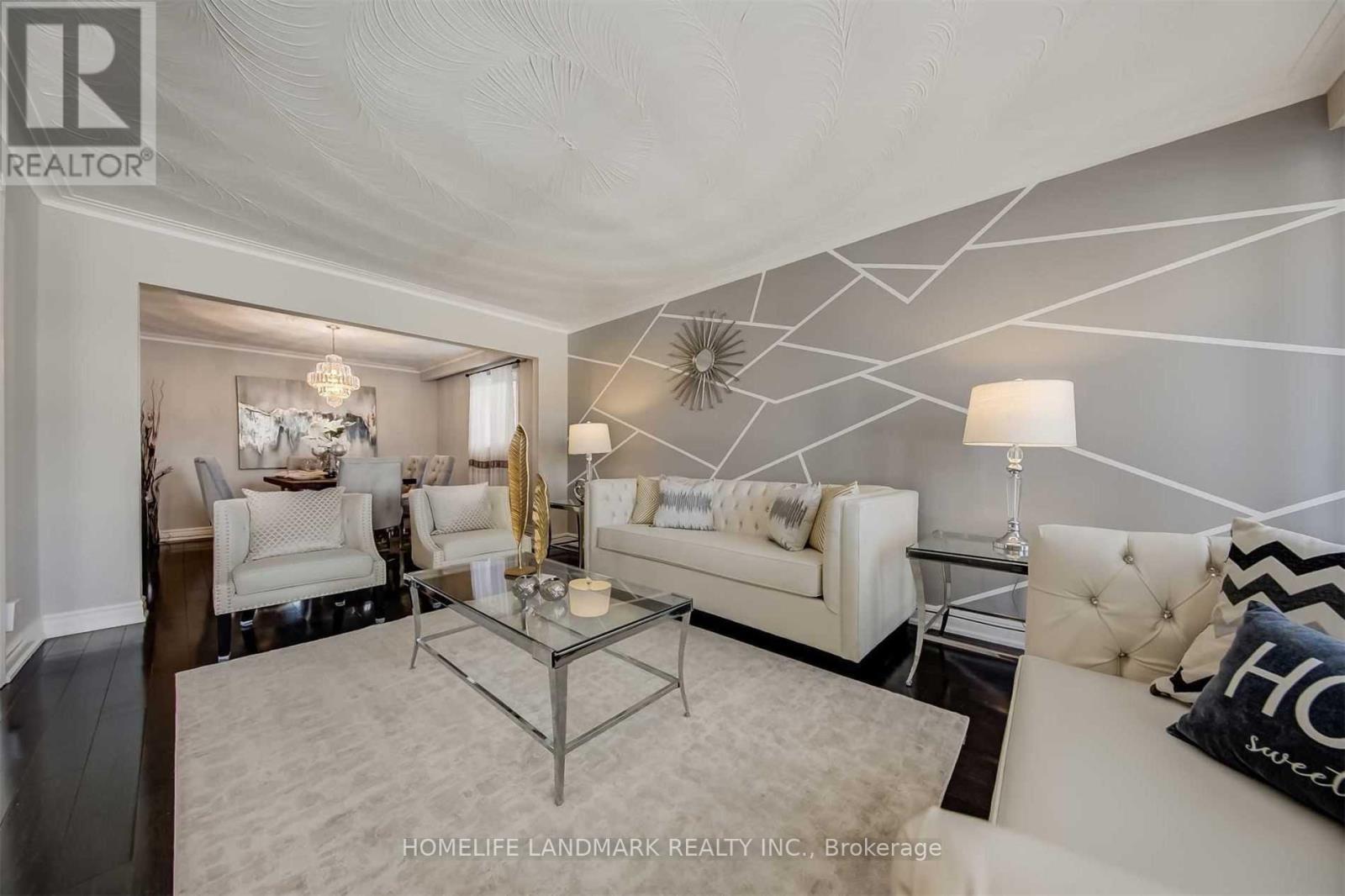 2 Crayford Drive, Toronto, Ontario  M1W 3B6 - Photo 3 - E13703438