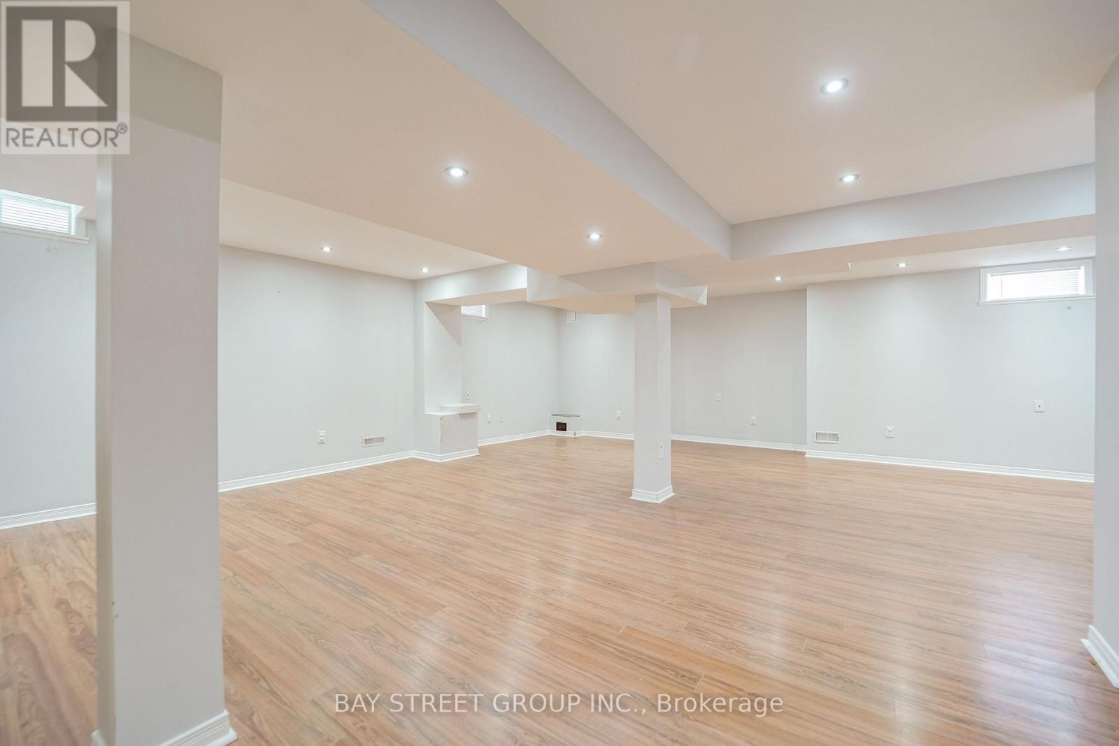 72 Purcell Crescent, Vaughan (Maple), Ontario  L6A 3C6 - Photo 44 - N13703432