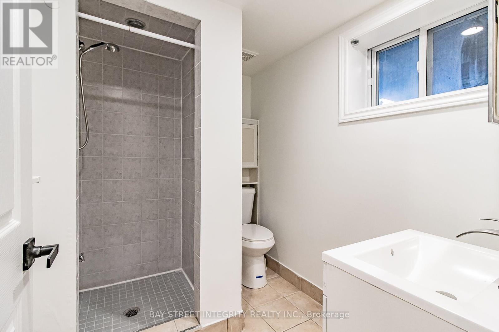 Basement 448 Fernleigh Circle S, Richmond Hill (Crosby), Ontario  L4C 1E6 - Photo 16 - N13703442