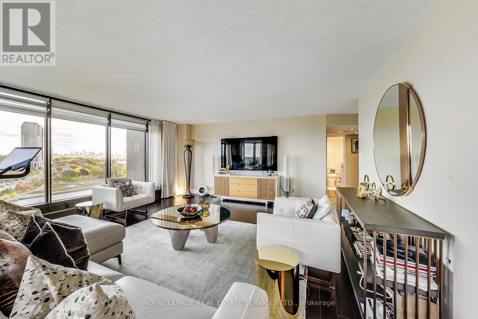 1110 - 2045 Lake Shore Boulevard W, Toronto, Ontario  M8V 2Z6 - Photo 2 - W13703410