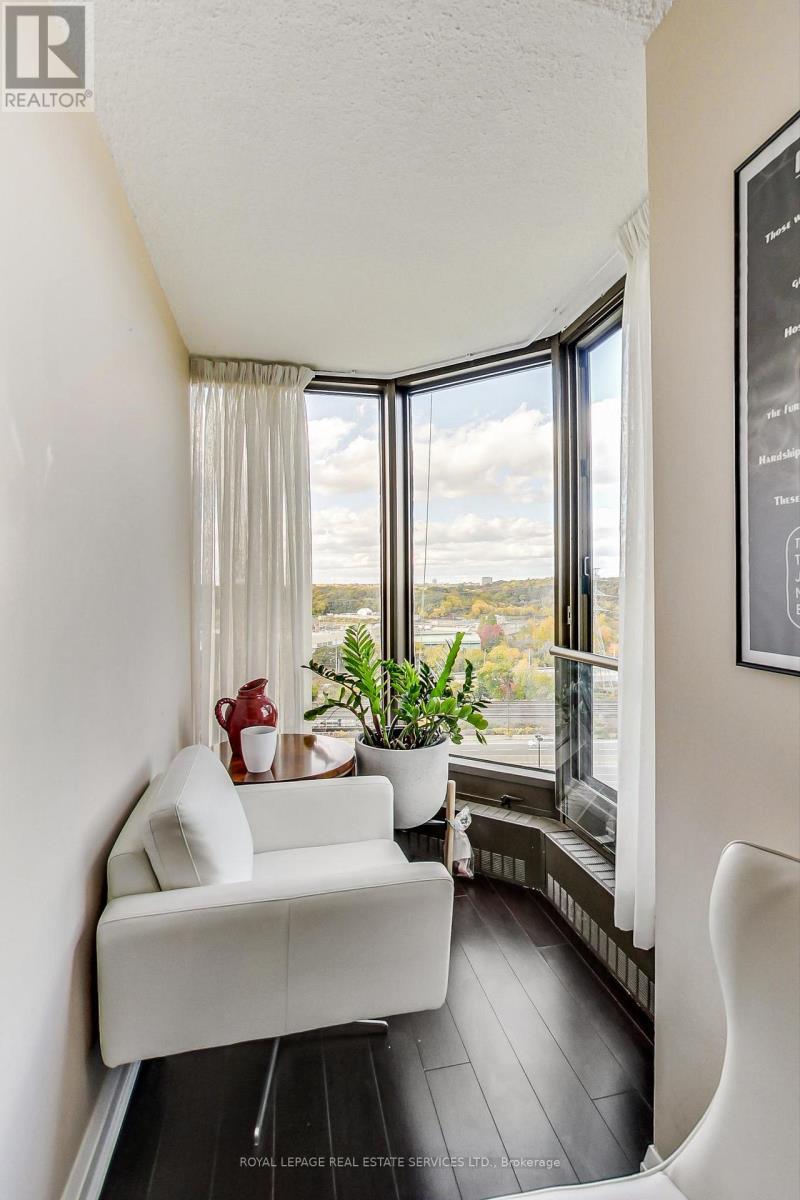 1110 - 2045 Lake Shore Boulevard W, Toronto, Ontario  M8V 2Z6 - Photo 3 - W13703410