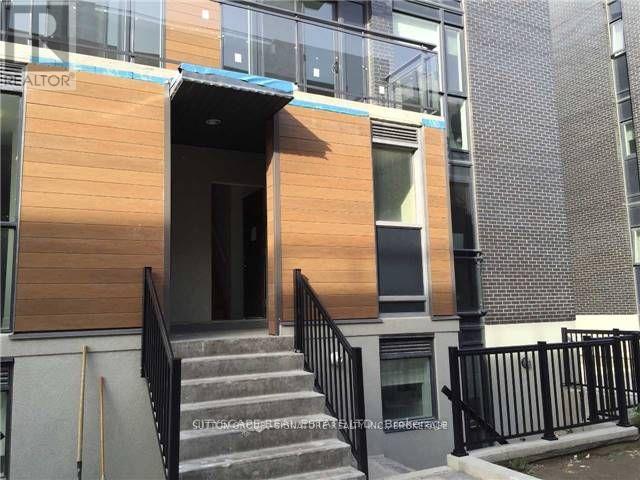 602 - 57 Macaulay Avenue, Toronto, Ontario  M6P 3P2 - Photo 2 - W13703450