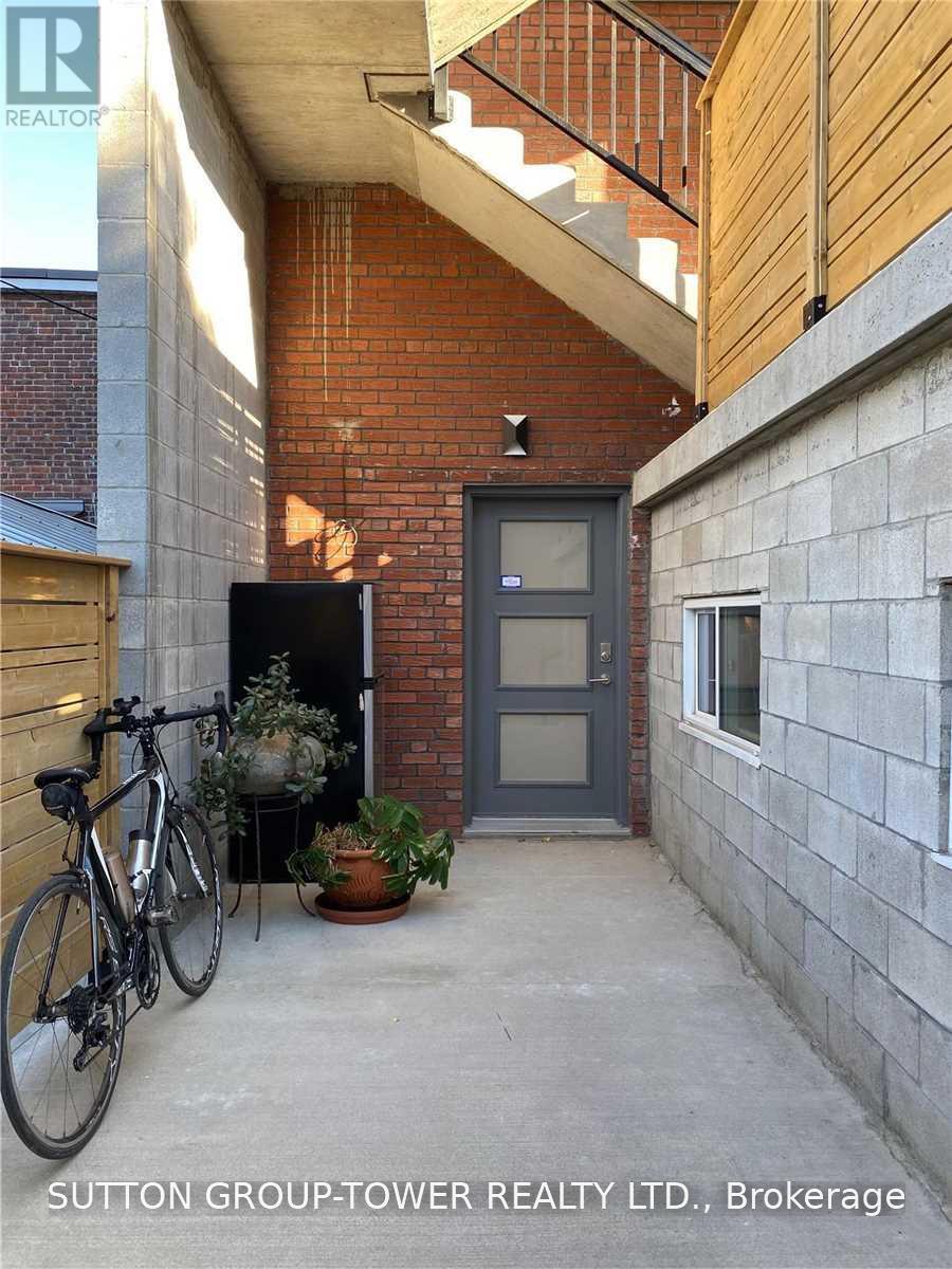 Unit 2 - 2036 Davenport Road, Toronto, Ontario  M6N 1C6 - Photo 15 - W13703460