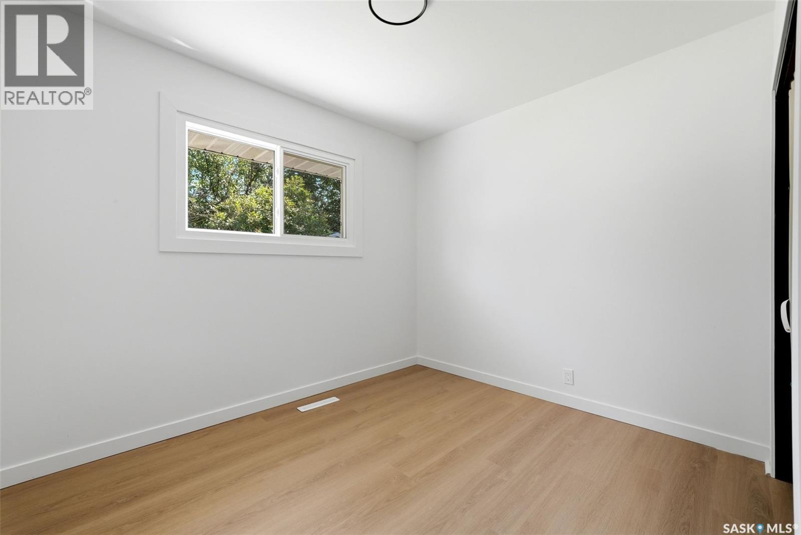 137 Garnet Street, Regina, Saskatchewan  S4R 3R9 - Photo 15 - SK046313