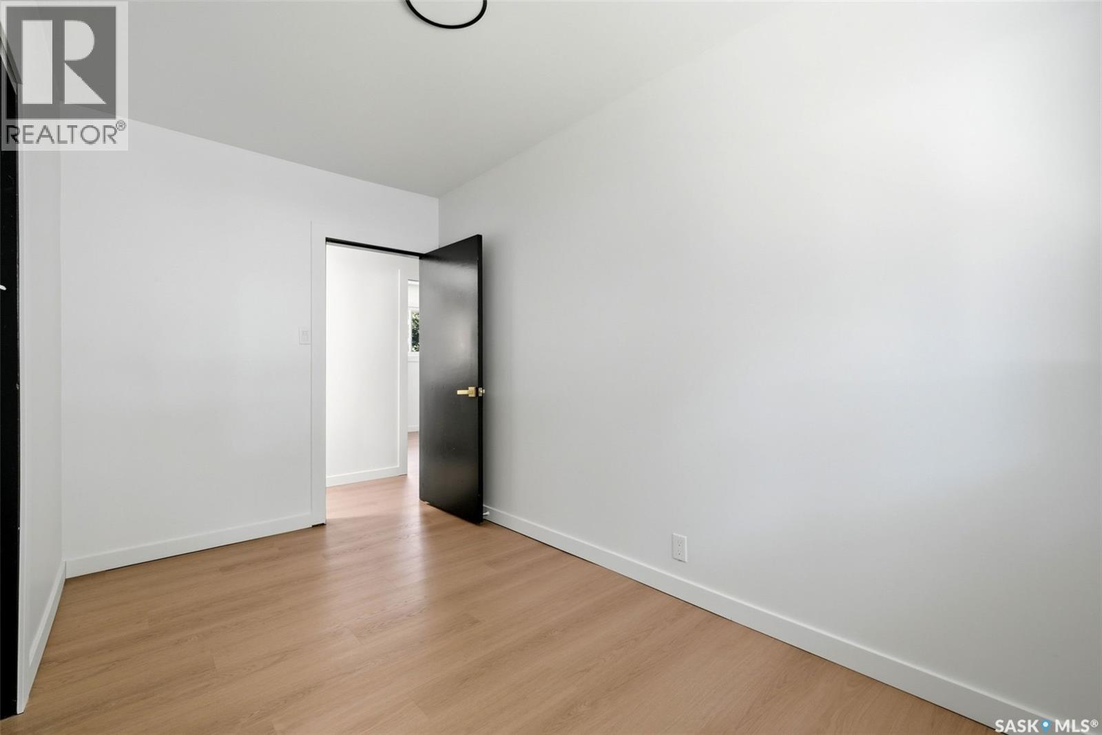 137 Garnet Street, Regina, Saskatchewan  S4R 3R9 - Photo 17 - SK046313