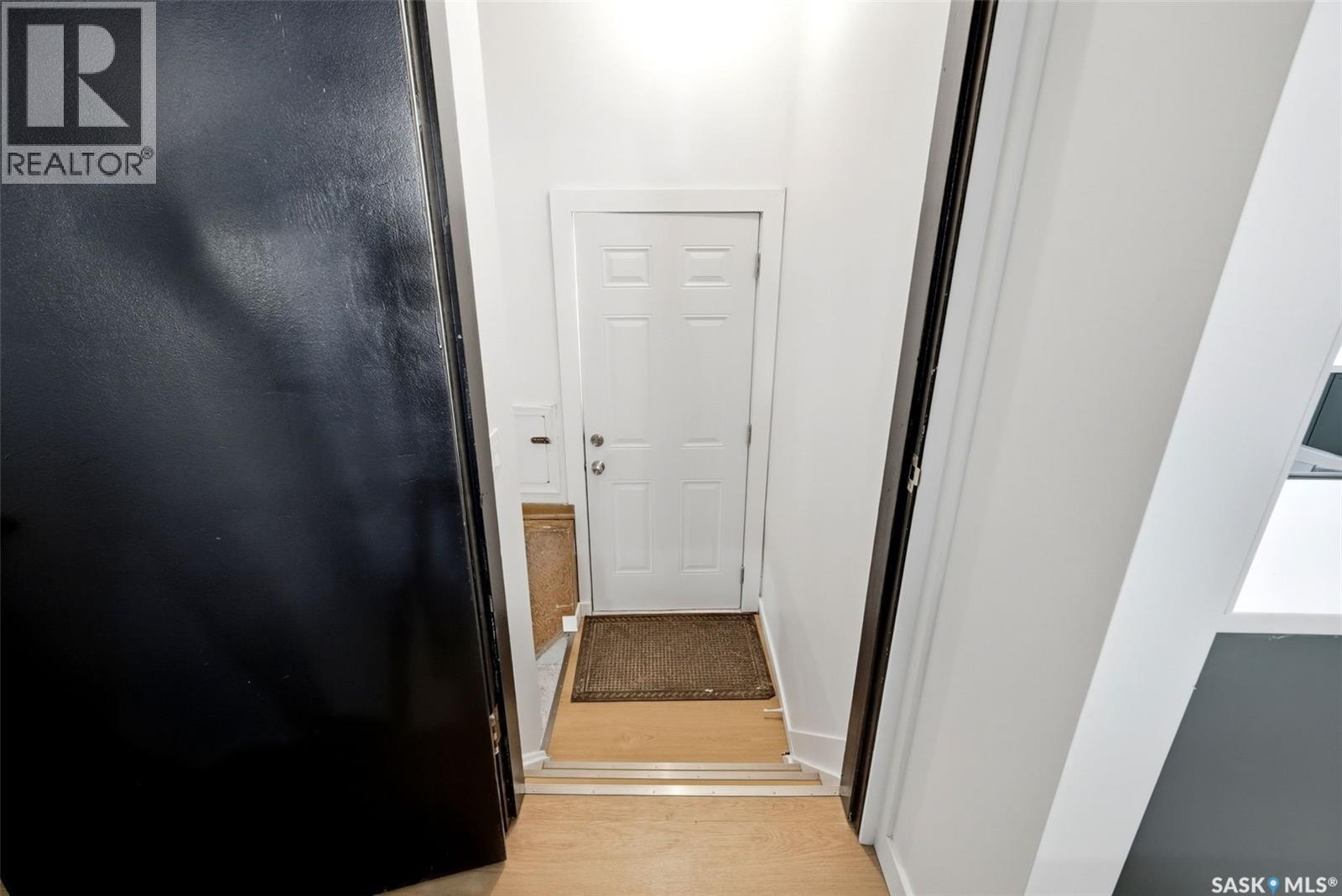 137 Garnet Street, Regina, Saskatchewan  S4R 3R9 - Photo 18 - SK046313
