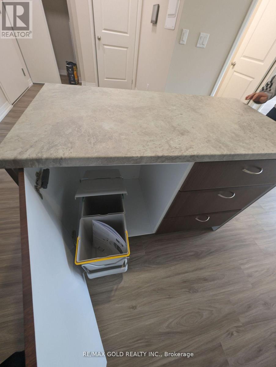 105 - 50 Herrick Avenue, St. Catharines, Ontario  L2P 2T9 - Photo 7 - X13703402