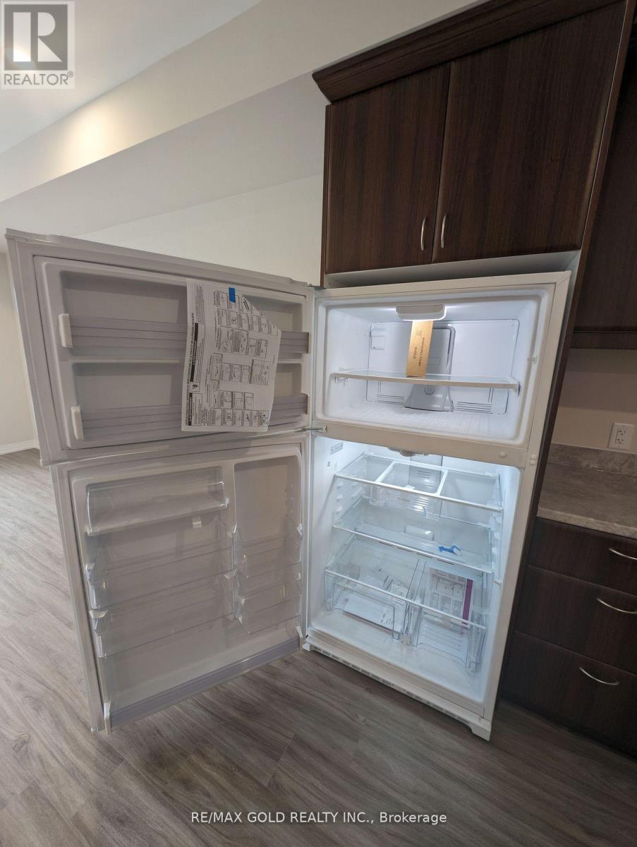 105 - 50 Herrick Avenue, St. Catharines, Ontario  L2P 2T9 - Photo 8 - X13703402