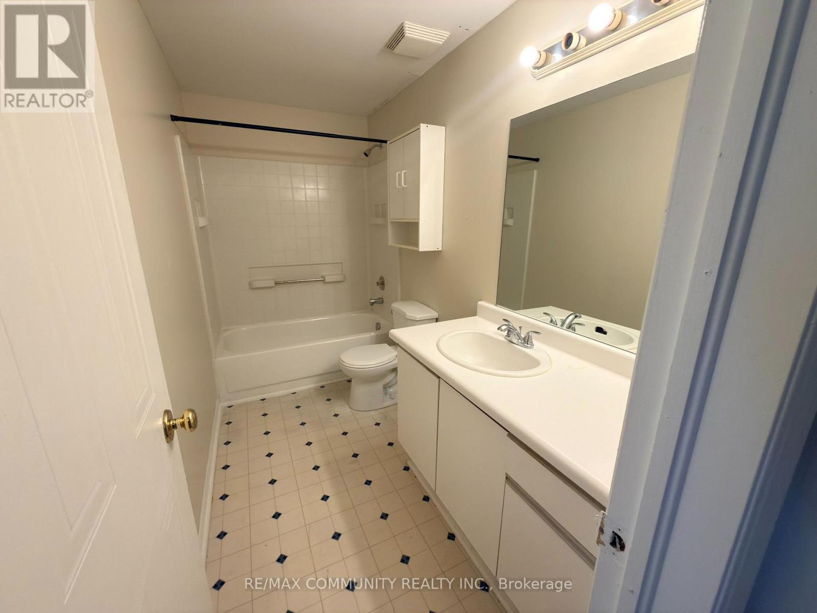 65 - 511 Admiral Drive W, London East, Ontario  N5V 4R4 - Photo 11 - X13703444