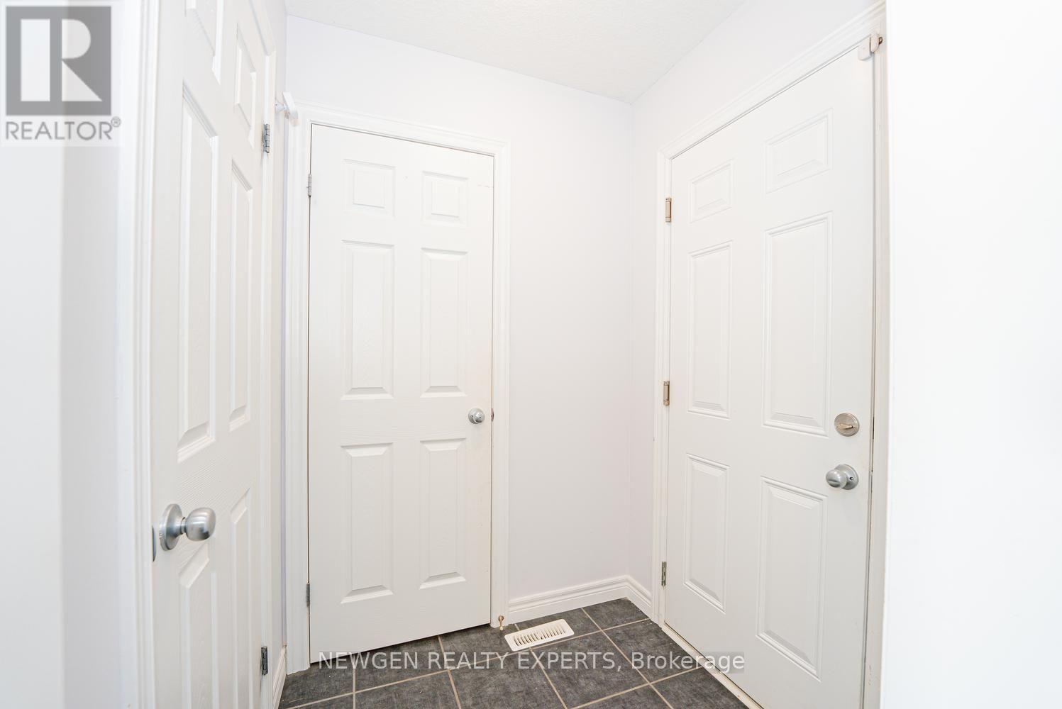 2025 Denview Avenue, London North, Ontario  N6G 0G3 - Photo 16 - X13703452