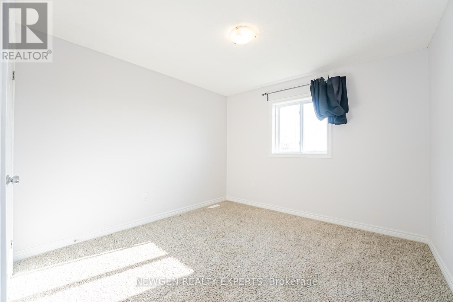 2025 Denview Avenue, London North, Ontario  N6G 0G3 - Photo 27 - X13703452
