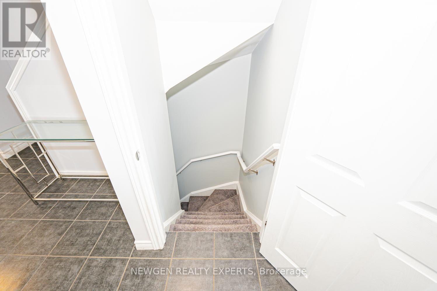 2025 Denview Avenue, London North, Ontario  N6G 0G3 - Photo 31 - X13703452