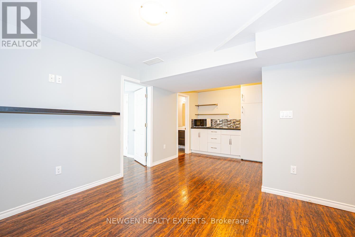 2025 Denview Avenue, London North, Ontario  N6G 0G3 - Photo 33 - X13703452