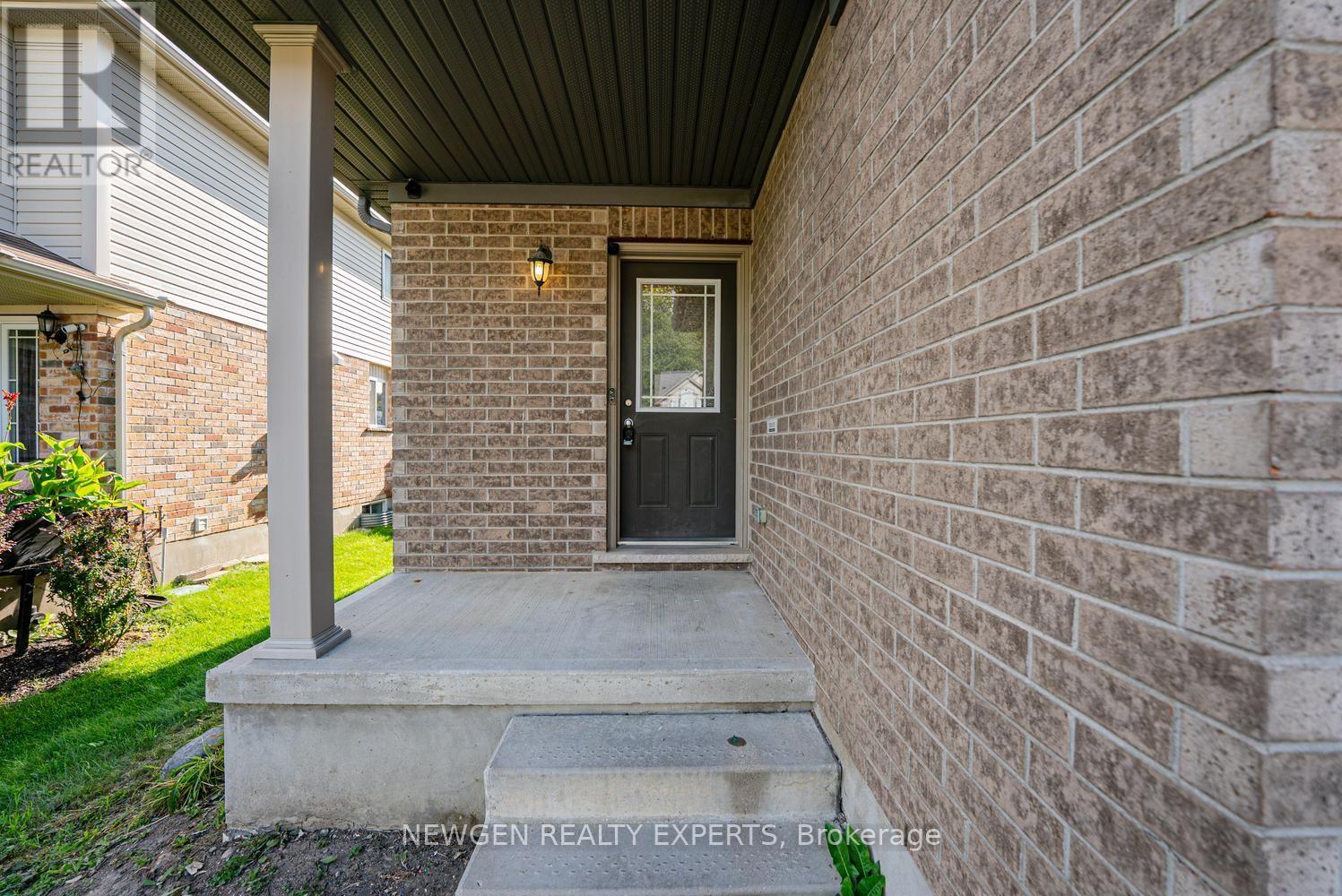 2025 Denview Avenue, London North, Ontario  N6G 0G3 - Photo 4 - X13703452