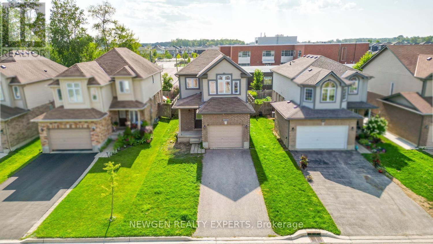 2025 Denview Avenue, London North, Ontario  N6G 0G3 - Photo 50 - X13703452