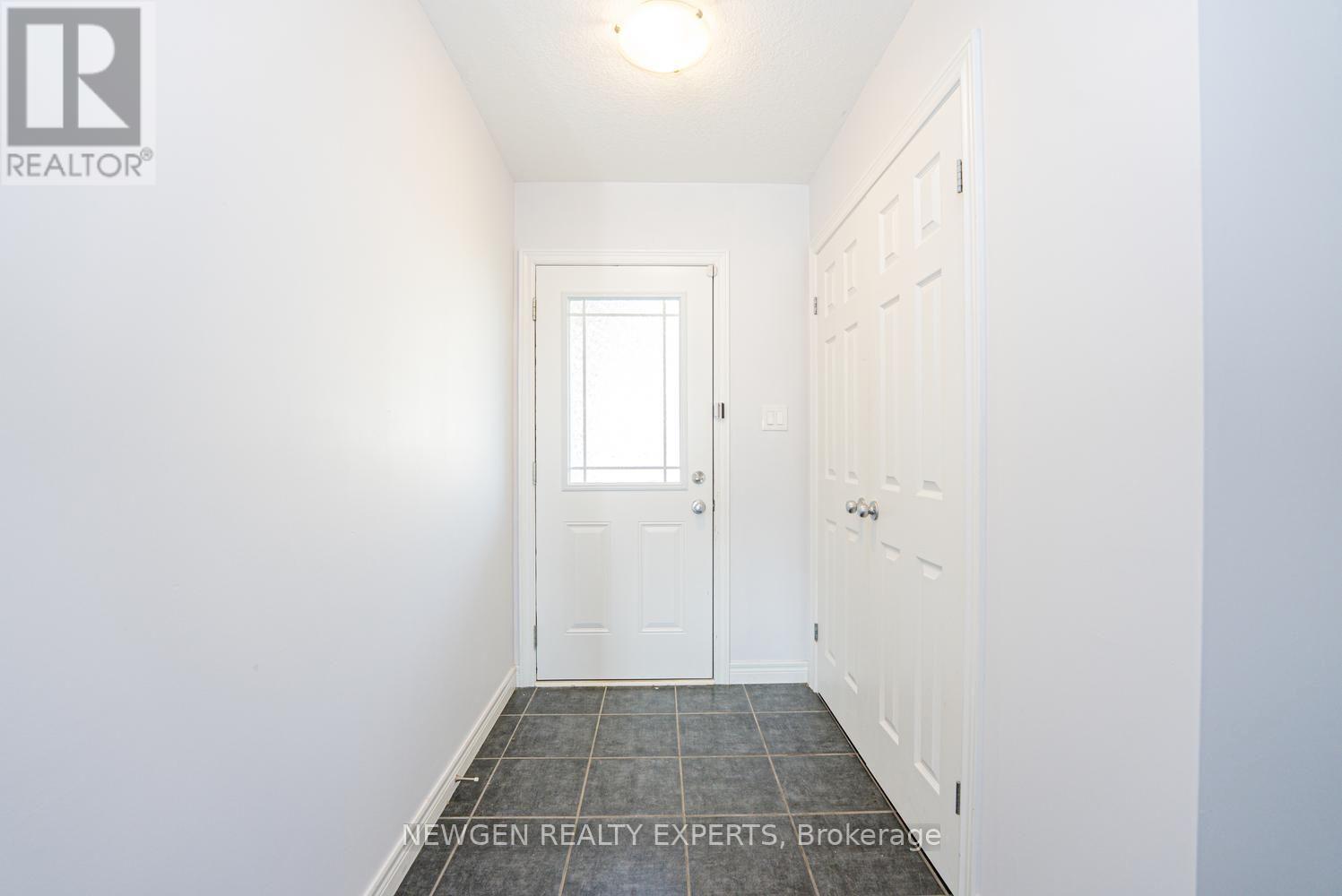 2025 Denview Avenue, London North, Ontario  N6G 0G3 - Photo 6 - X13703452