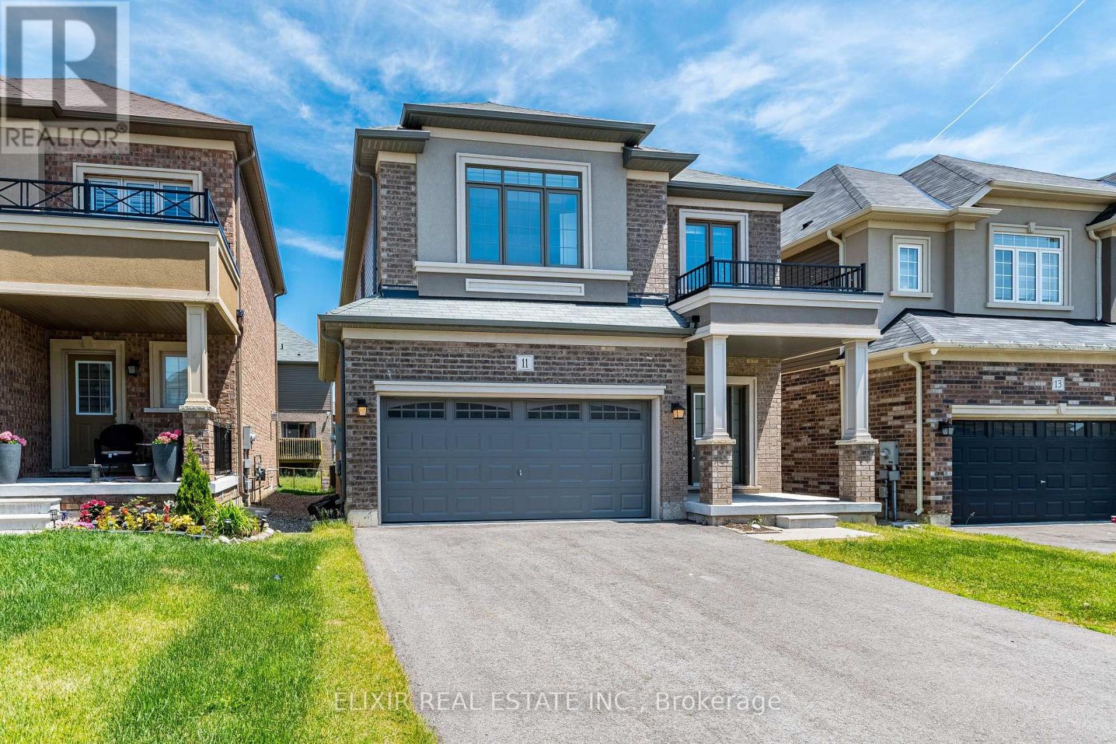 11 Brewis Street, Brant, Ontario  N3L 0L2 - Photo 2 - X13703456