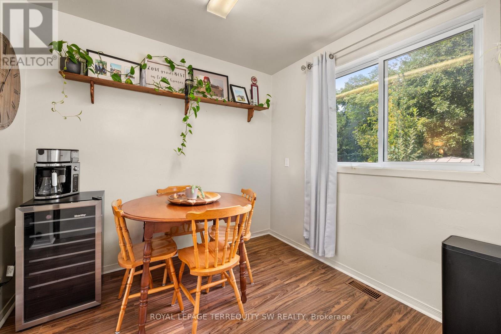 46 Northlin Park Road, Kawartha Lakes, Ontario  K9V 4P4 - Photo 6 - X13703466