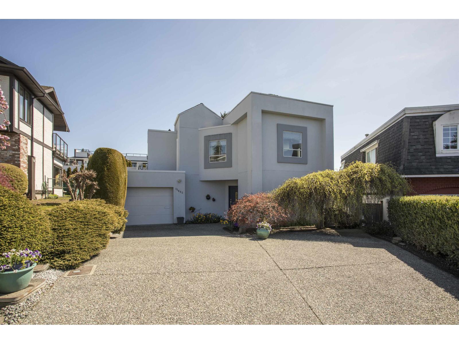 15662 Semiahmoo Avenue, White Rock, British Columbia  V4B 1V4 - Photo 6 - R3140942