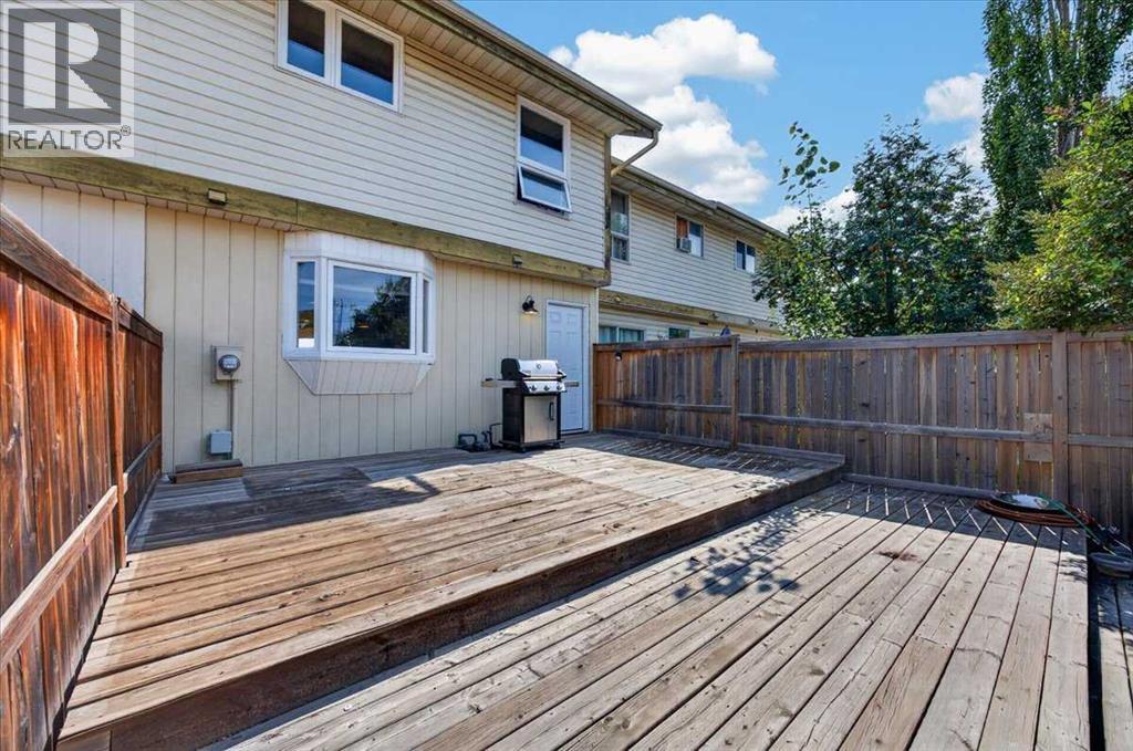 21 Woodhill Court Sw, Calgary, Alberta  T2W 3P1 - Photo 35 - A2335320