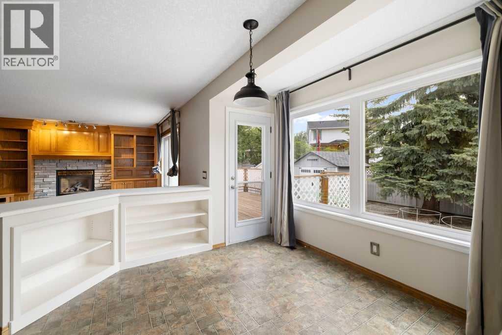 439 Douglas Woods Drive SE, Calgary, Alberta  T2Z 2H1 - Photo 12 - A2314879