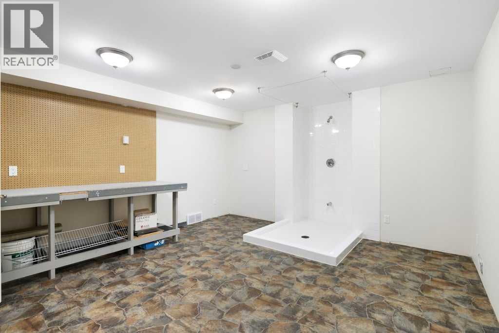 439 Douglas Woods Drive SE, Calgary, Alberta  T2Z 2H1 - Photo 32 - A2314879