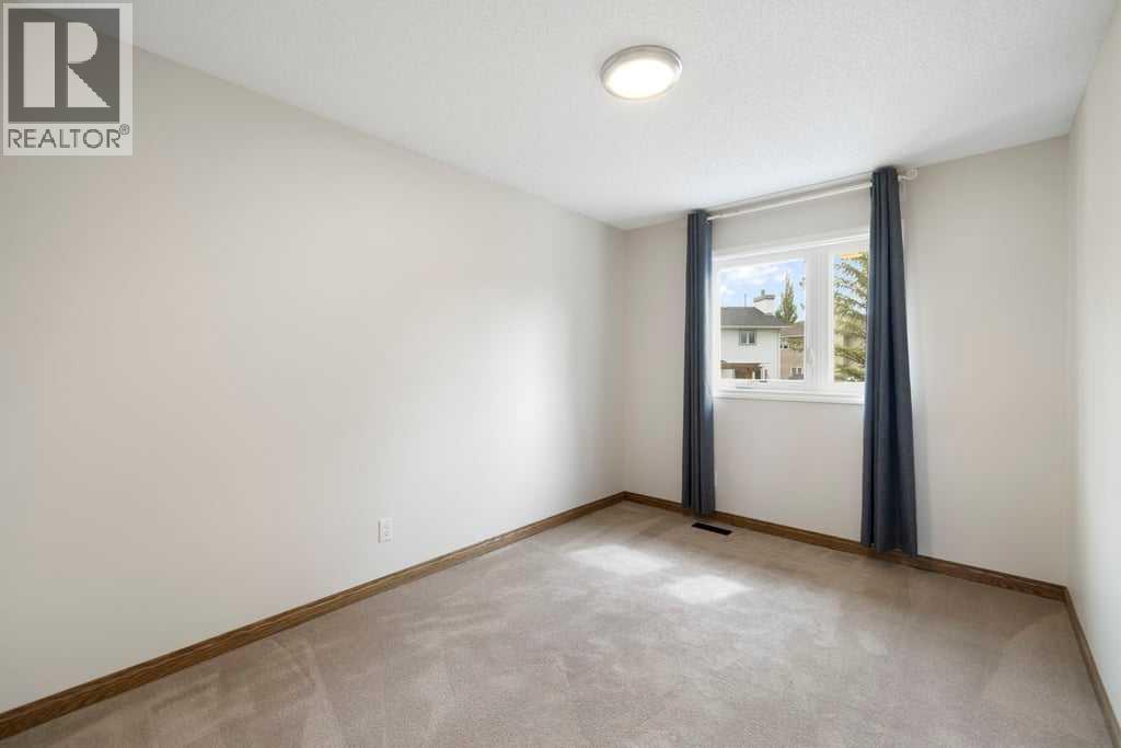 439 Douglas Woods Drive SE, Calgary, Alberta  T2Z 2H1 - Photo 24 - A2314879