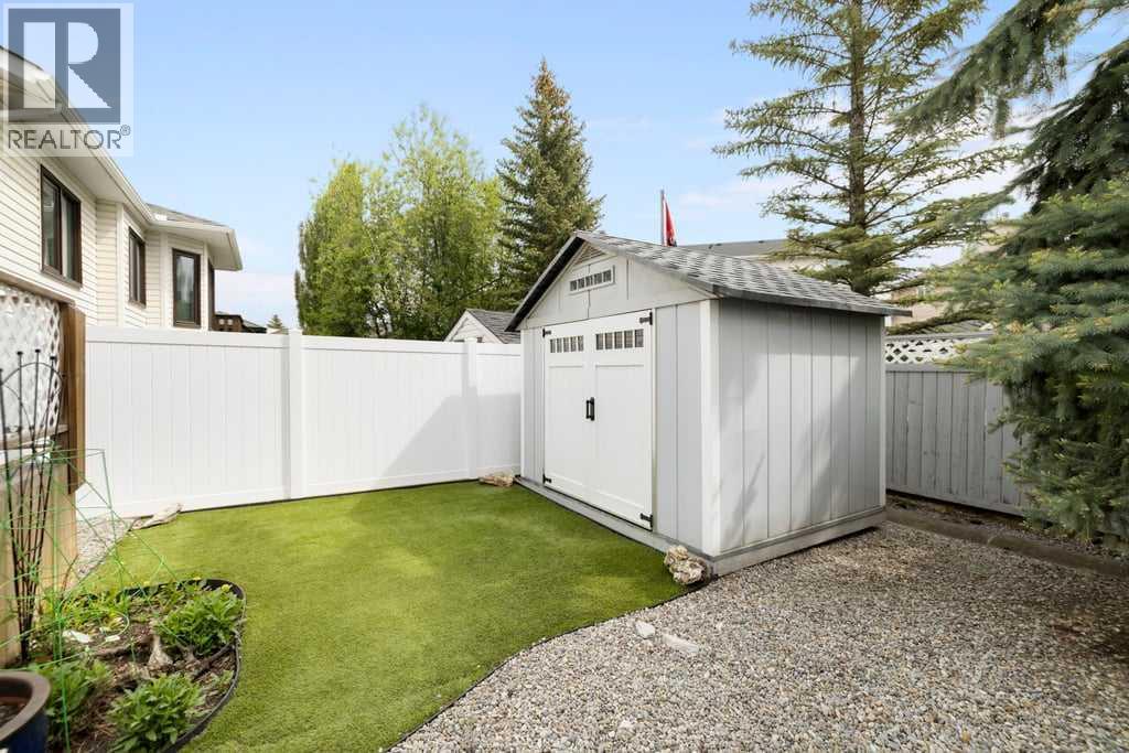 439 Douglas Woods Drive SE, Calgary, Alberta  T2Z 2H1 - Photo 39 - A2314879