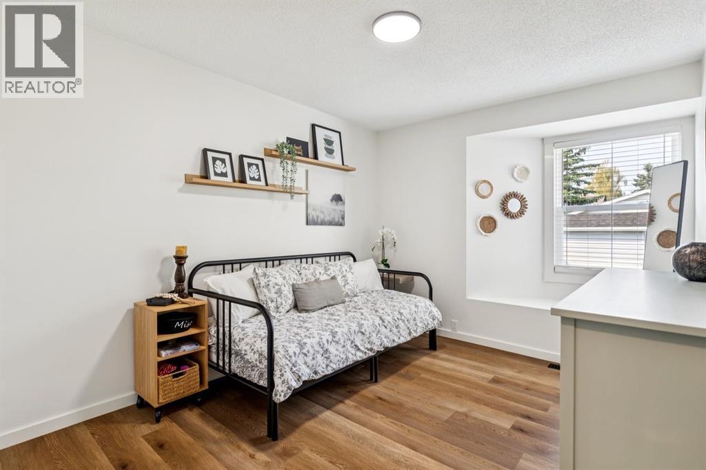 92 Woodford Drive SW, Calgary, Alberta  T2W 4C3 - Photo 30 - A2339414
