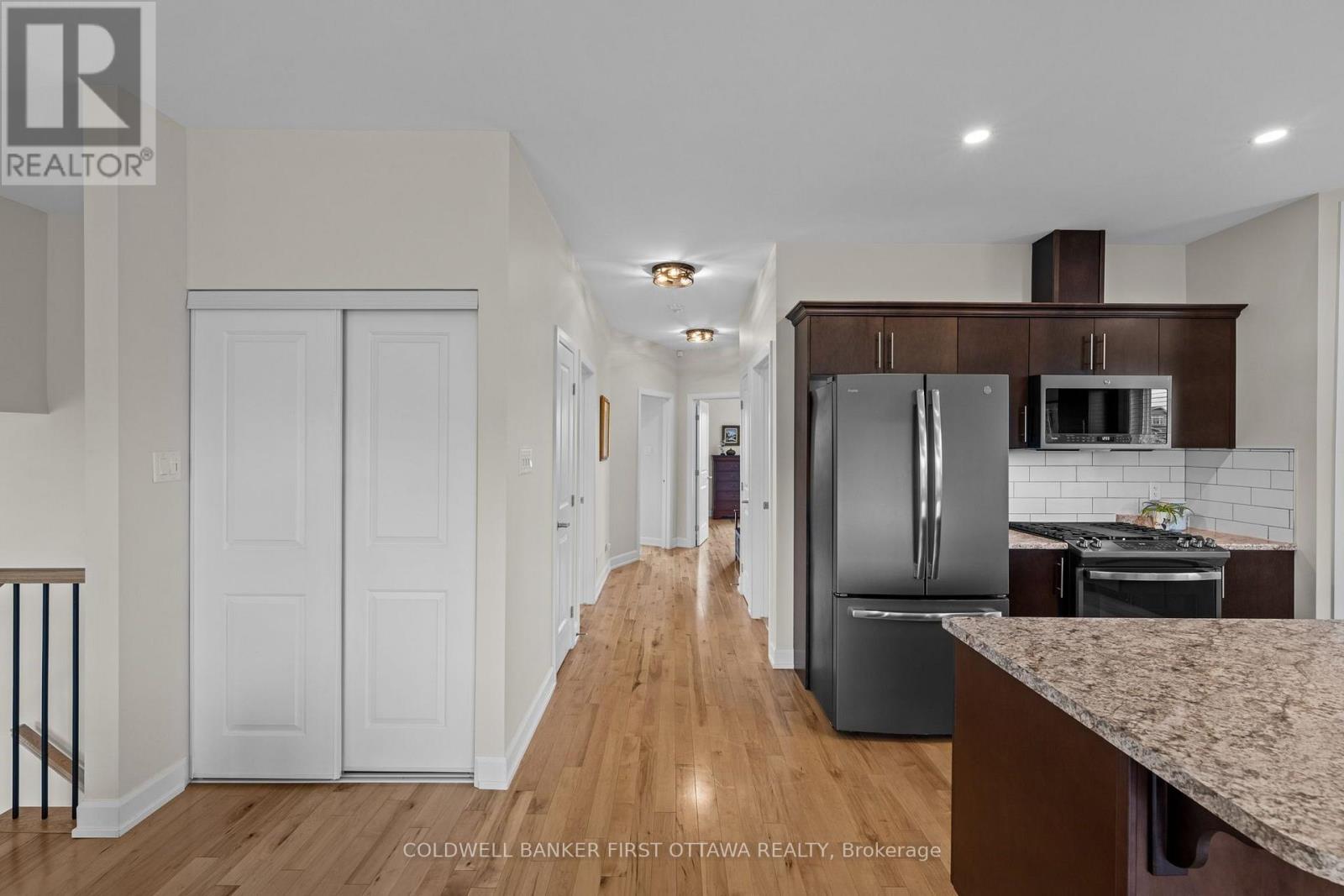 216 Owen Lucas Street, Mcnab/braeside, Ontario  K7S 3G8 - Photo 18 - X13670778