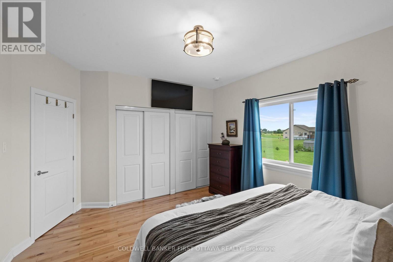 216 Owen Lucas Street, Mcnab/braeside, Ontario  K7S 3G8 - Photo 21 - X13670778