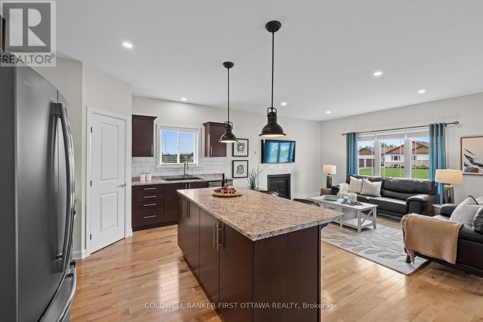 216 Owen Lucas Street, Mcnab/braeside, Ontario  K7S 3G8 - Photo 13 - X13670778