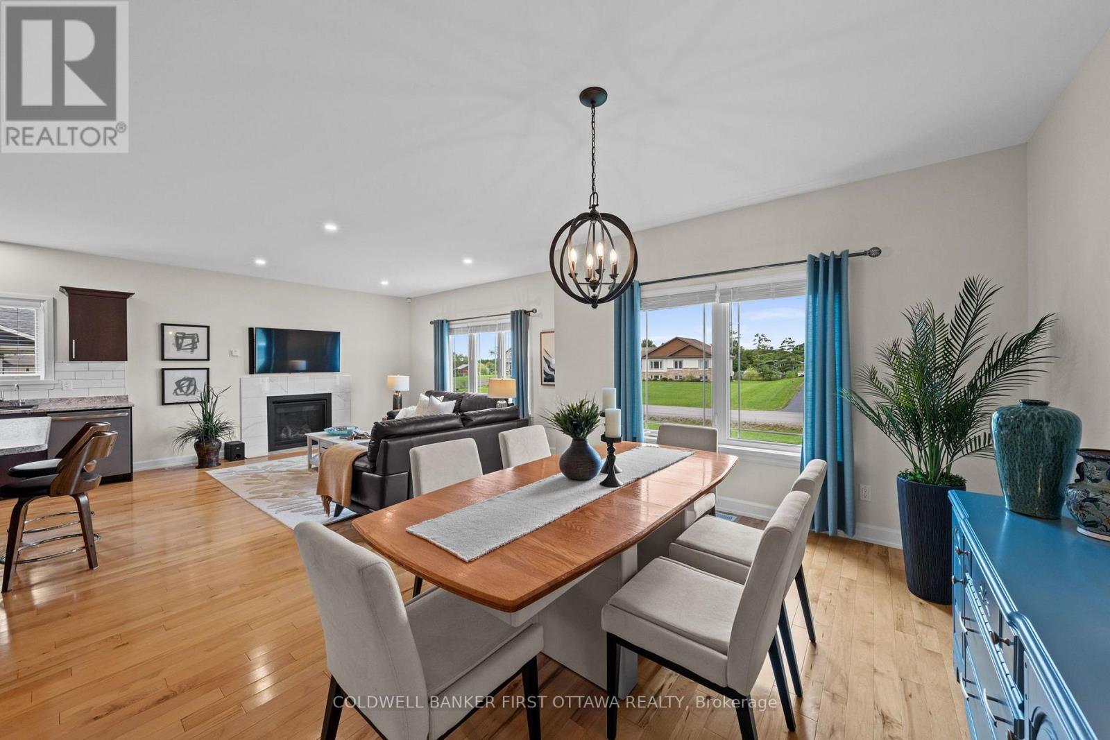 216 Owen Lucas Street, Mcnab/braeside, Ontario  K7S 3G8 - Photo 8 - X13670778