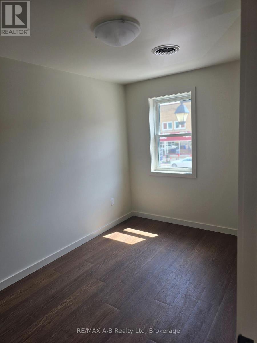 1 - 112 Ontario Street, Stratford, Ontario  N5A 7Y4 - Photo 10 - X13703500