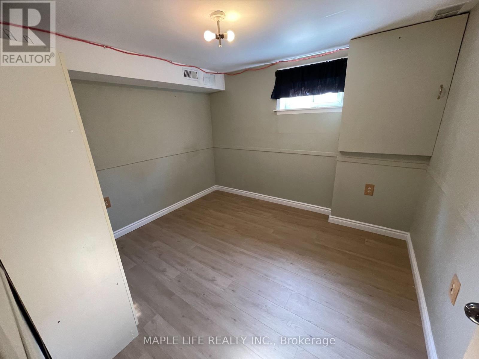 886bsmt Srigley Street, Newmarket, Ontario  L3Y 1X7 - Photo 25 - N13703510