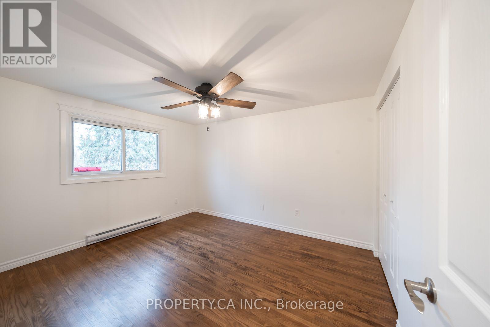 24 Thorncrest Road, Barrie (Allandale Heights), Ontario  L4N 3P9 - Photo 17 - S13703506