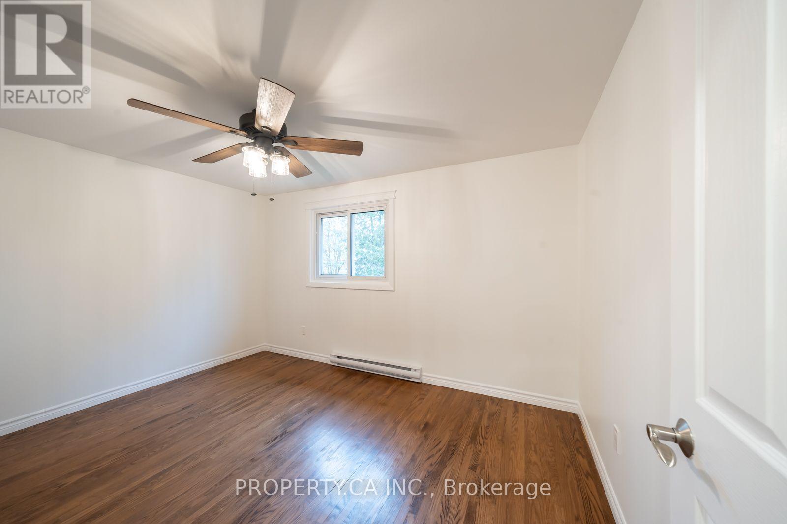 24 Thorncrest Road, Barrie (Allandale Heights), Ontario  L4N 3P9 - Photo 21 - S13703506