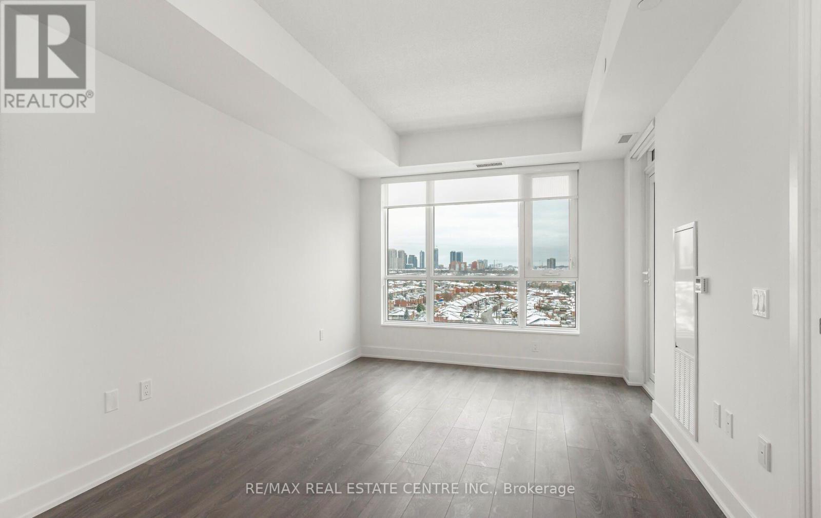 1307 - 204 Burnhamthorpe Road E, Mississauga, Ontario  L5A 0B3 - Photo 12 - W13703478