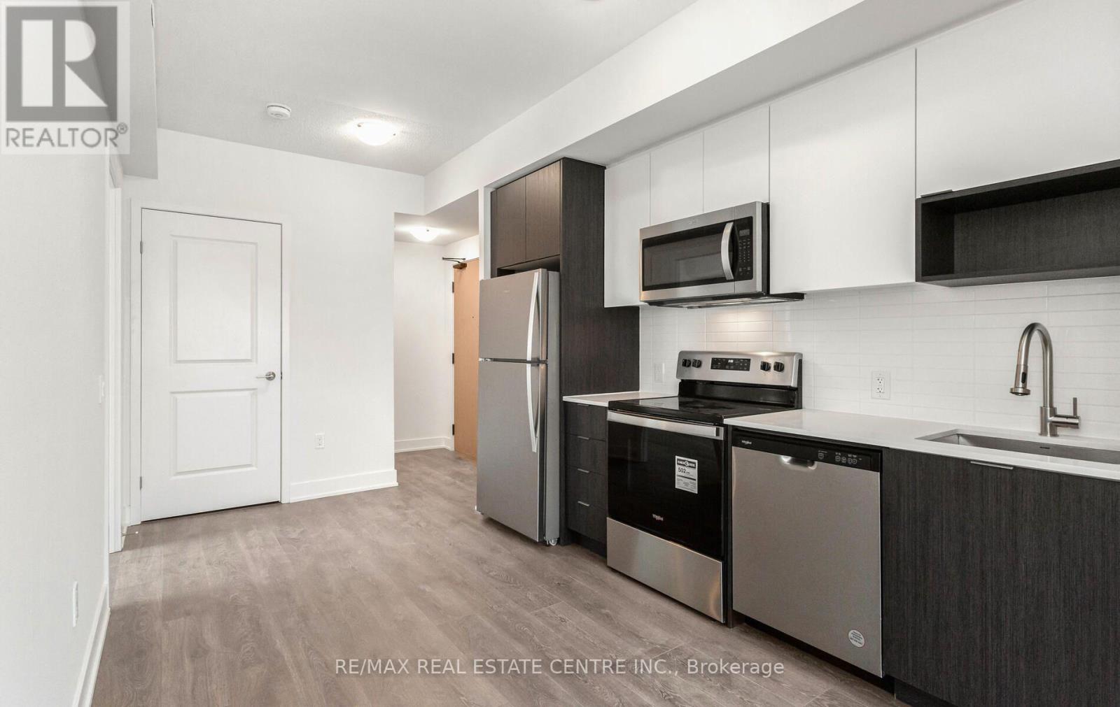1307 - 204 Burnhamthorpe Road E, Mississauga, Ontario  L5A 0B3 - Photo 18 - W13703478