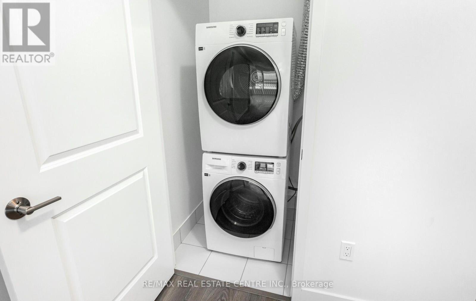 1307 - 204 Burnhamthorpe Road E, Mississauga, Ontario  L5A 0B3 - Photo 29 - W13703478