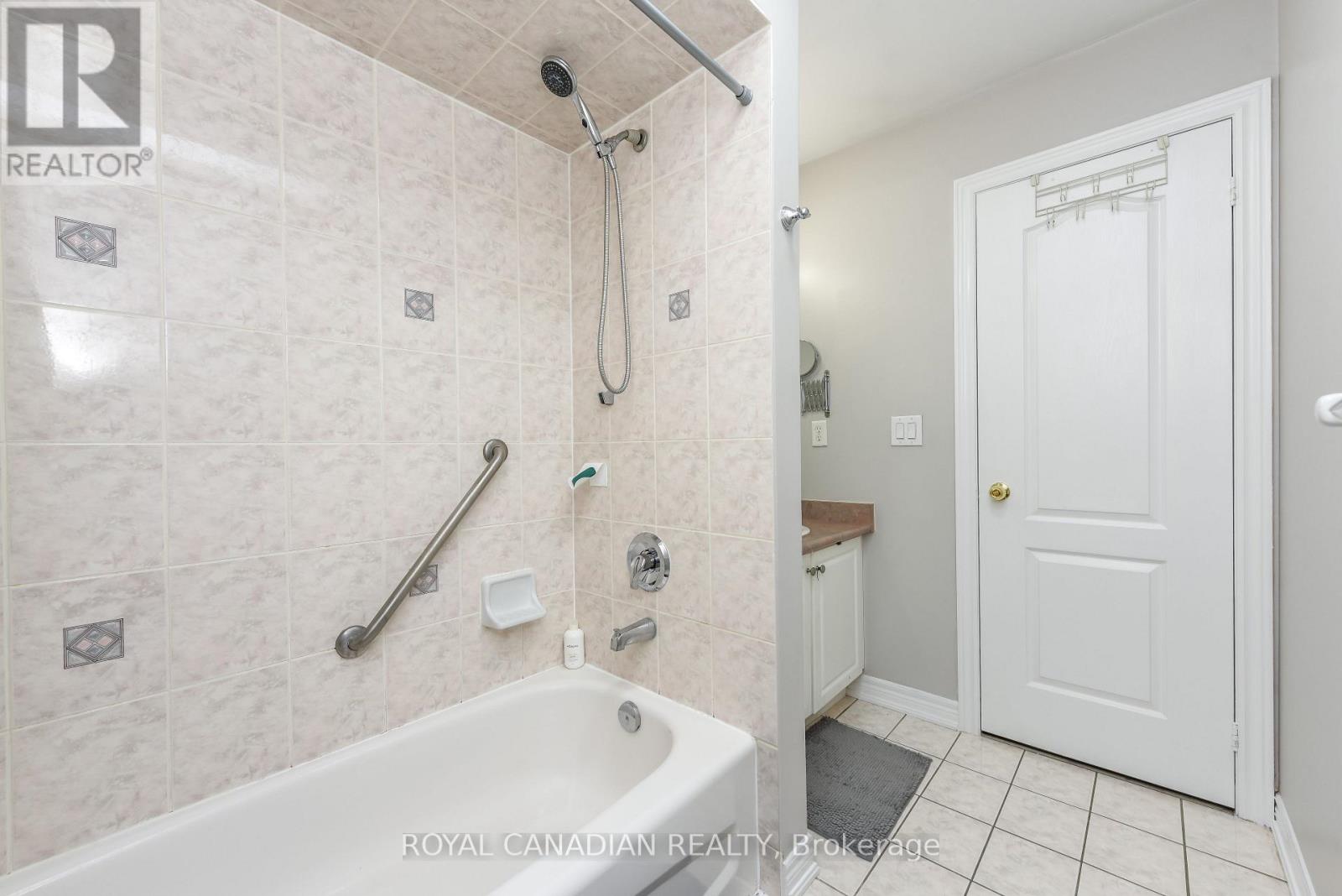 29 Dewside Drive, Brampton, Ontario  L6R 3B7 - Photo 22 - W13703488