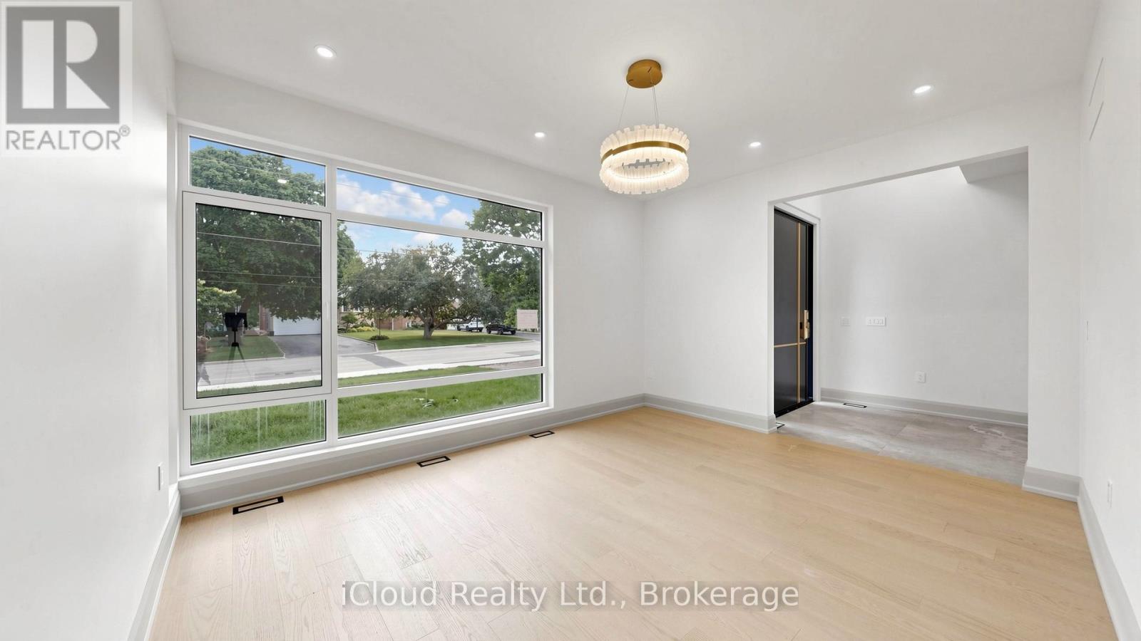 2539 Rugby Road, Mississauga, Ontario  L5B 1T1 - Photo 14 - W13703496