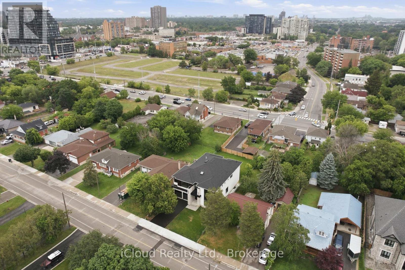 2539 Rugby Road, Mississauga, Ontario  L5B 1T1 - Photo 47 - W13703496