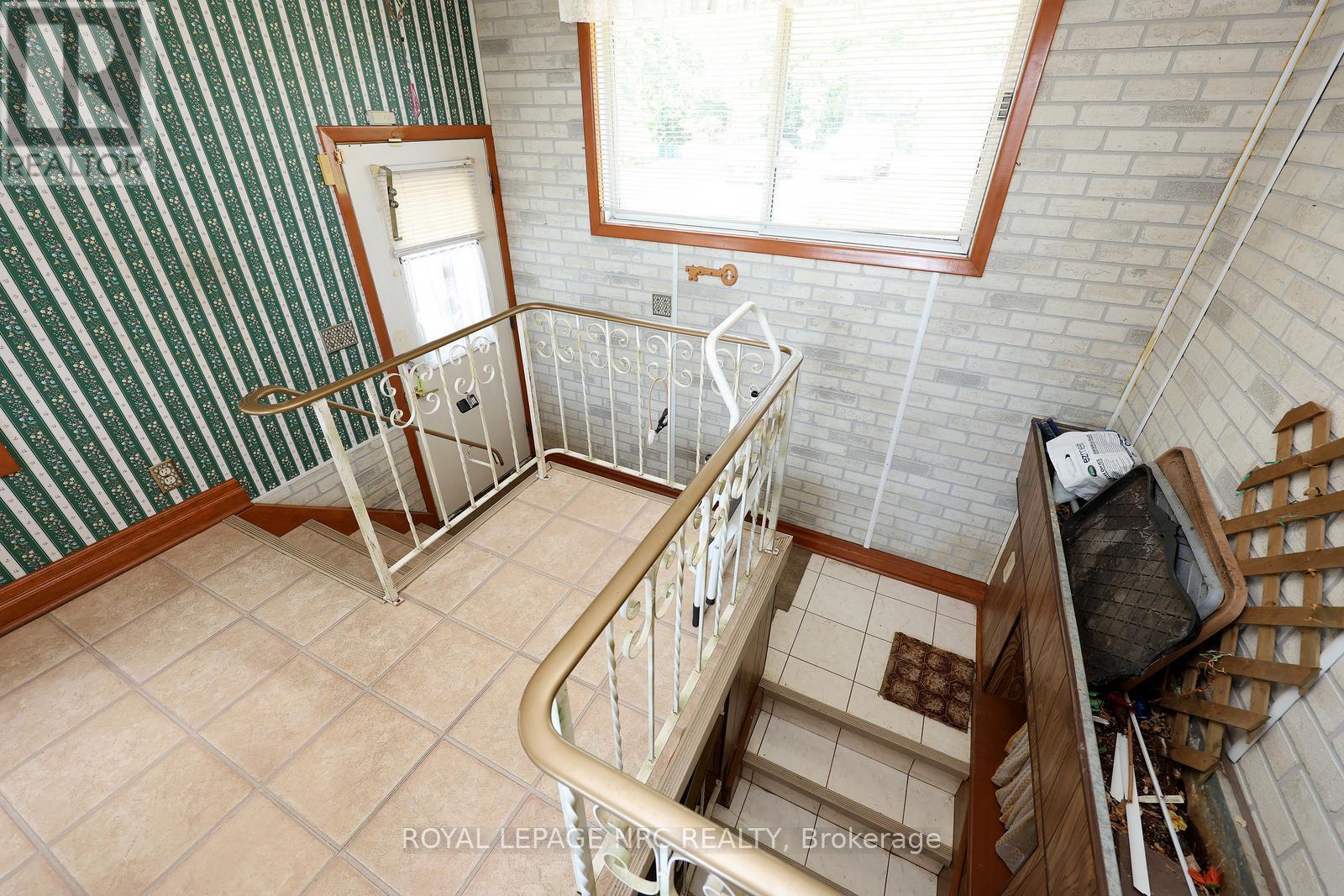 513 Ridge Road W, Grimsby, Ontario  L3M 4E7 - Photo 17 - X13703484
